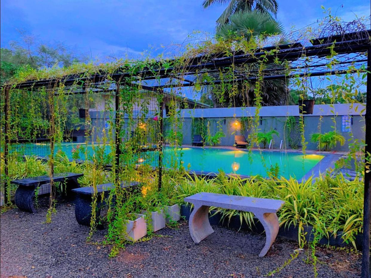 Ud Garden Hotel Kataragama Dış mekan fotoğraf