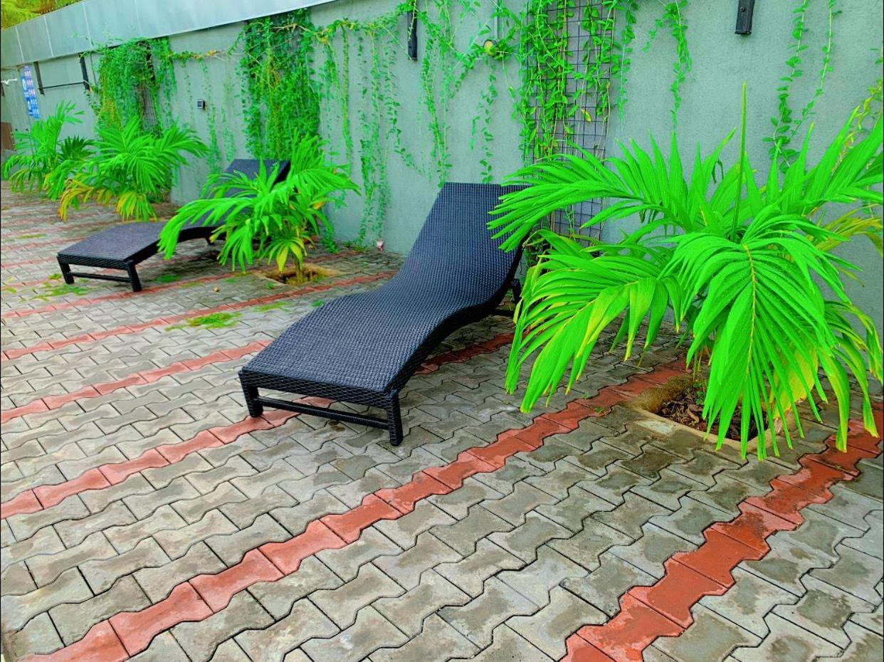 Ud Garden Hotel Kataragama Dış mekan fotoğraf